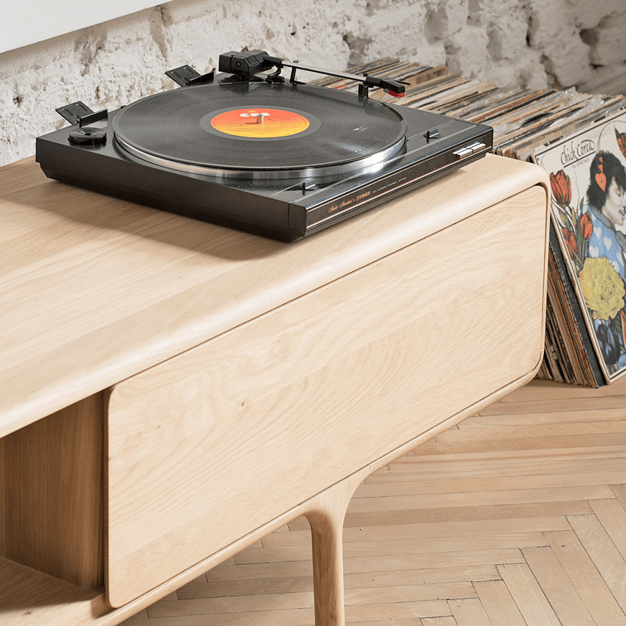 GAZZDA FAWN LOW SIDE BOARD OAK - DYKE & DEAN