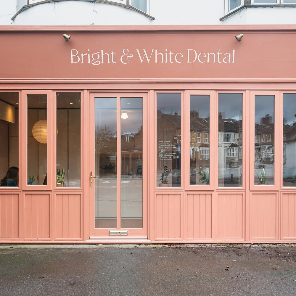 BRIGHT & WHITE DENTAL, LONDON | LIGHTING SUPPLY BY DYKE & DEAN | DESIGN BY ATELIER BAULIER | PHOTOGRAPHY BY BRENNA DUNCAN