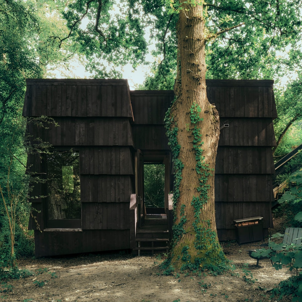 BATHERS CABIN, EAST SUSSEX | LIGHTING SUPPLY BY DYKE & DEAN | DESIGN BY BUILT WORKS | PHOTOGRAPHY BY CONNOR DUFFY