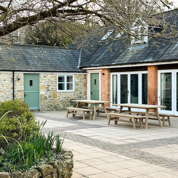 JUNIPER BARNS, DORSET | DESIGN - BUILT WORKS | LIGHTING & HARDWARE - DYKE & DEAN - DYKE & DEAN