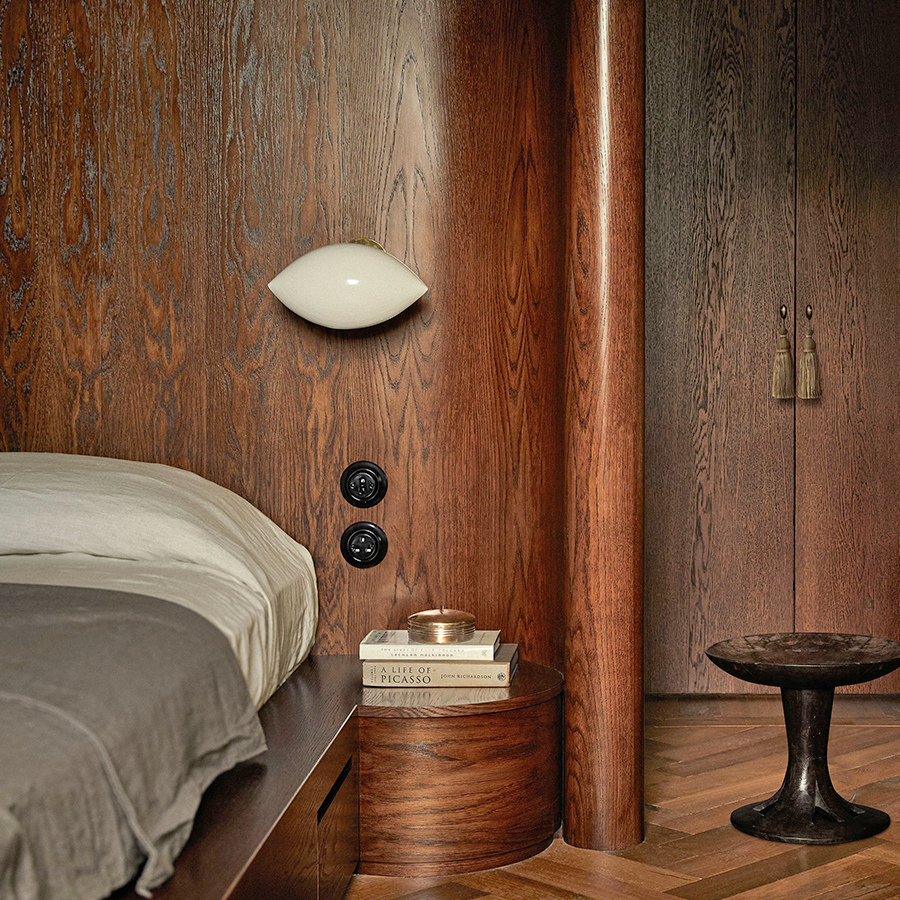 TOMA DE PARED DE PORCELANA AMARILLO UK