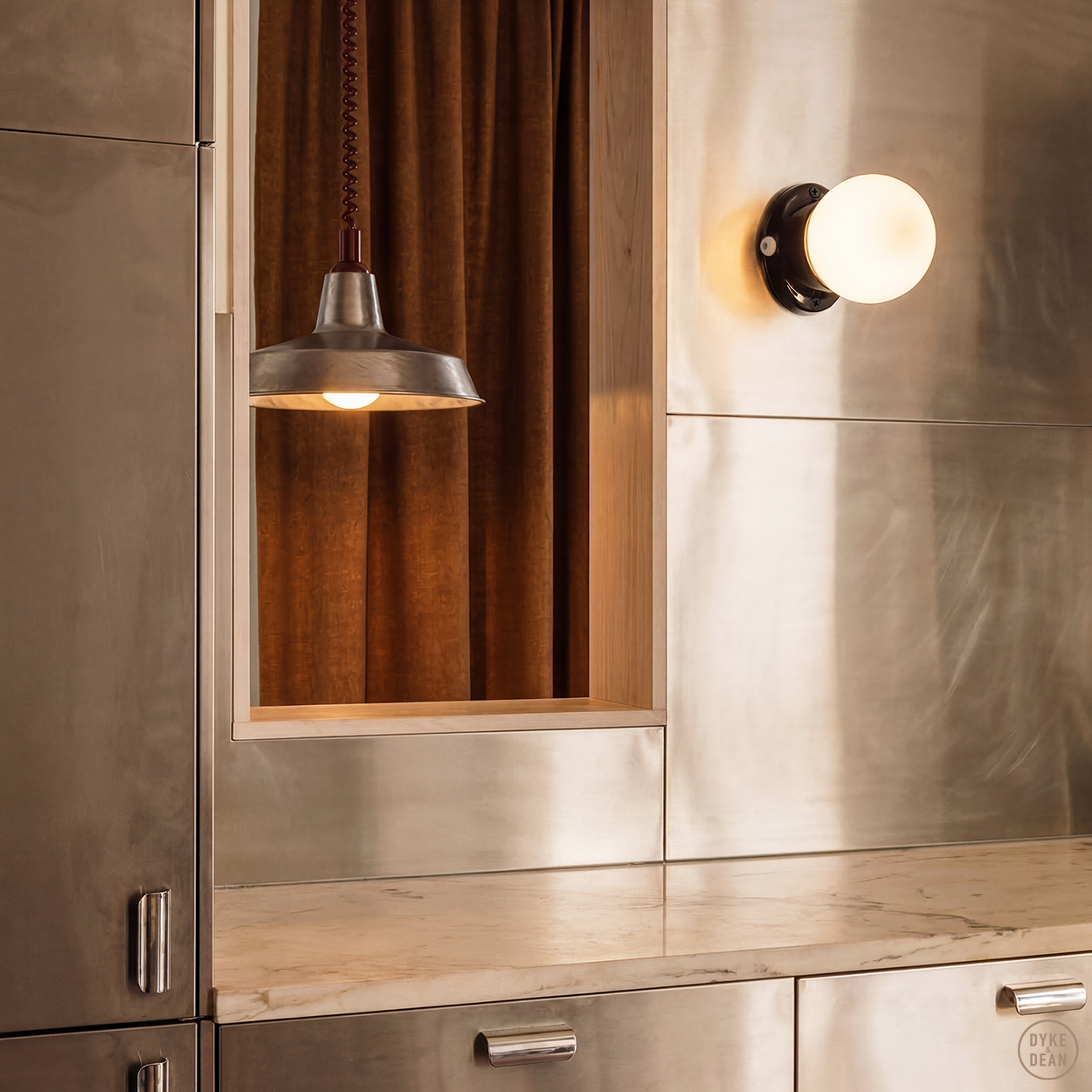 BLACK PORCELAIN GLOBE WATERPROOF WALL LIGHT