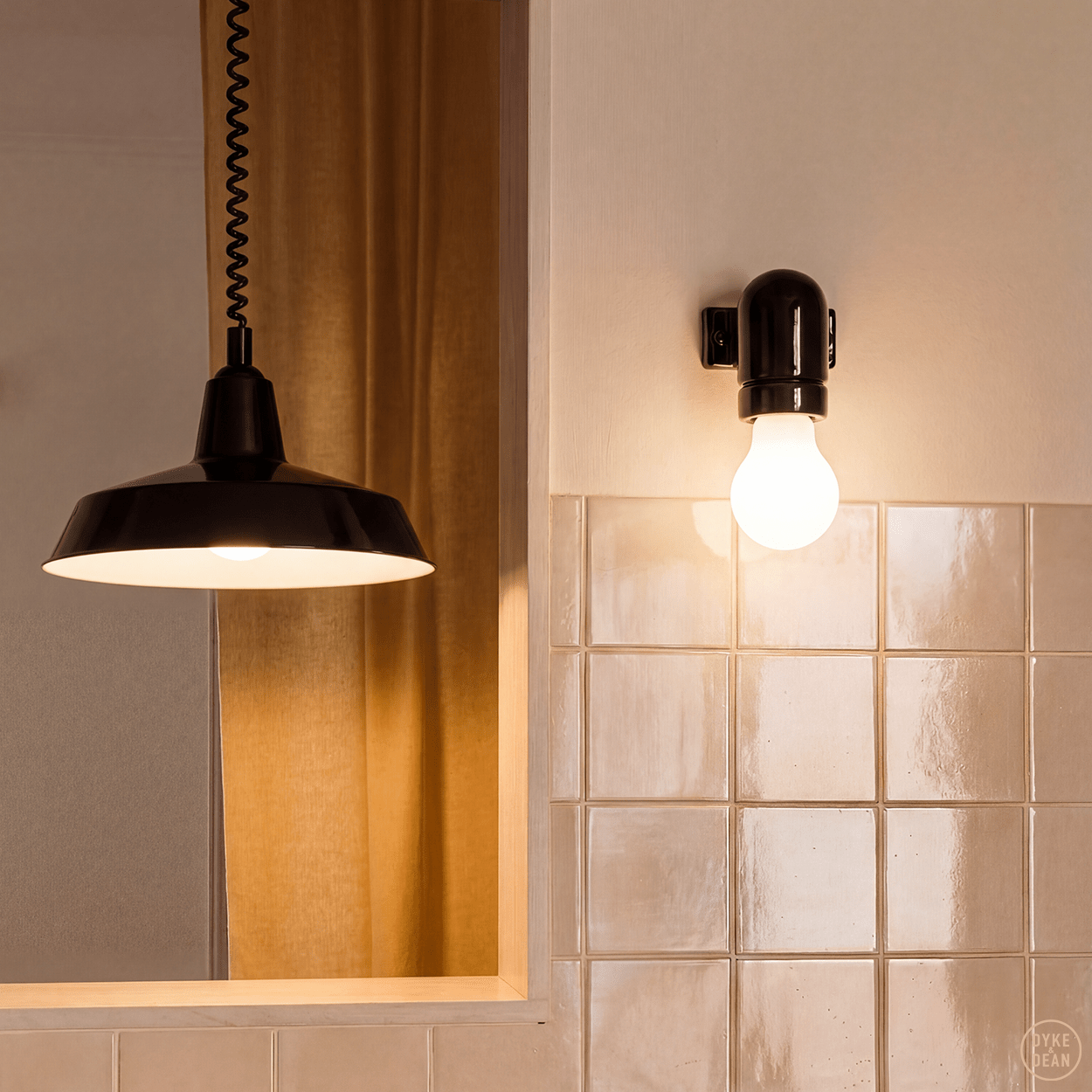DYKE & DEAN PENDANT LAMPSHADE BLACK WITH RETRACTABLE SPRING - DYKE & DEAN