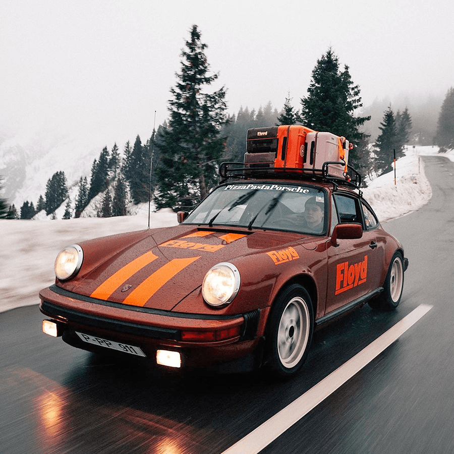 FLOYD CABIN TRAVEL CASE HOT ORANGE - DYKE & DEAN