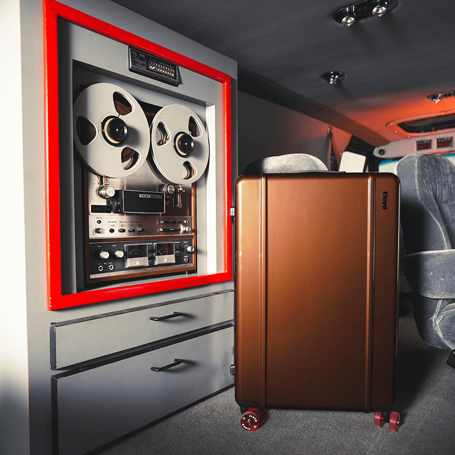 FLOYD CHECK IN TRAVEL CASE BRONCO BROWN - DYKE & DEAN