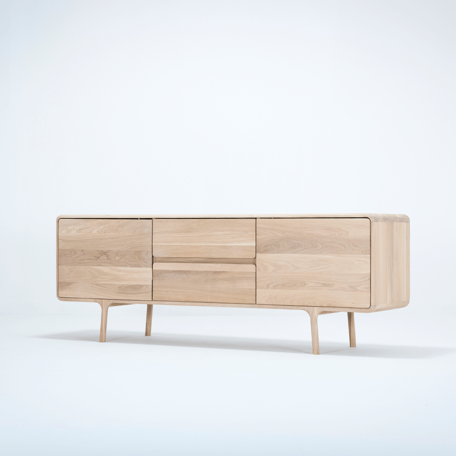 GAZZDA FAWN SIDEBOARD OAK 180 - DYKE & DEAN