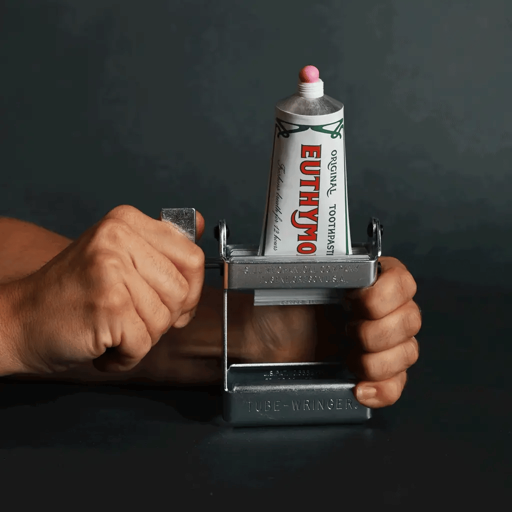 ABRIDOR DE LATAS CON MANGO DE MADERA