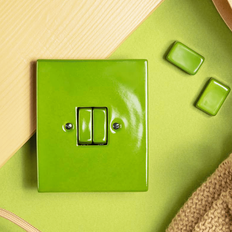 KATY PATY PORCELAIN PLATE WALL END SOCKET GREY GREEN - DYKE & DEAN