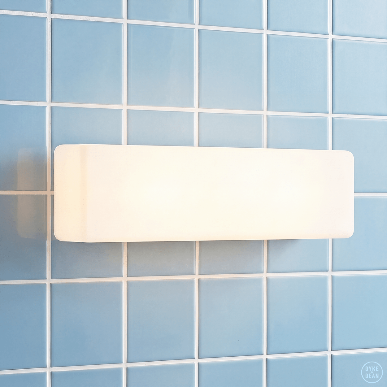 LONG PANEL LIGHT - DYKE & DEAN