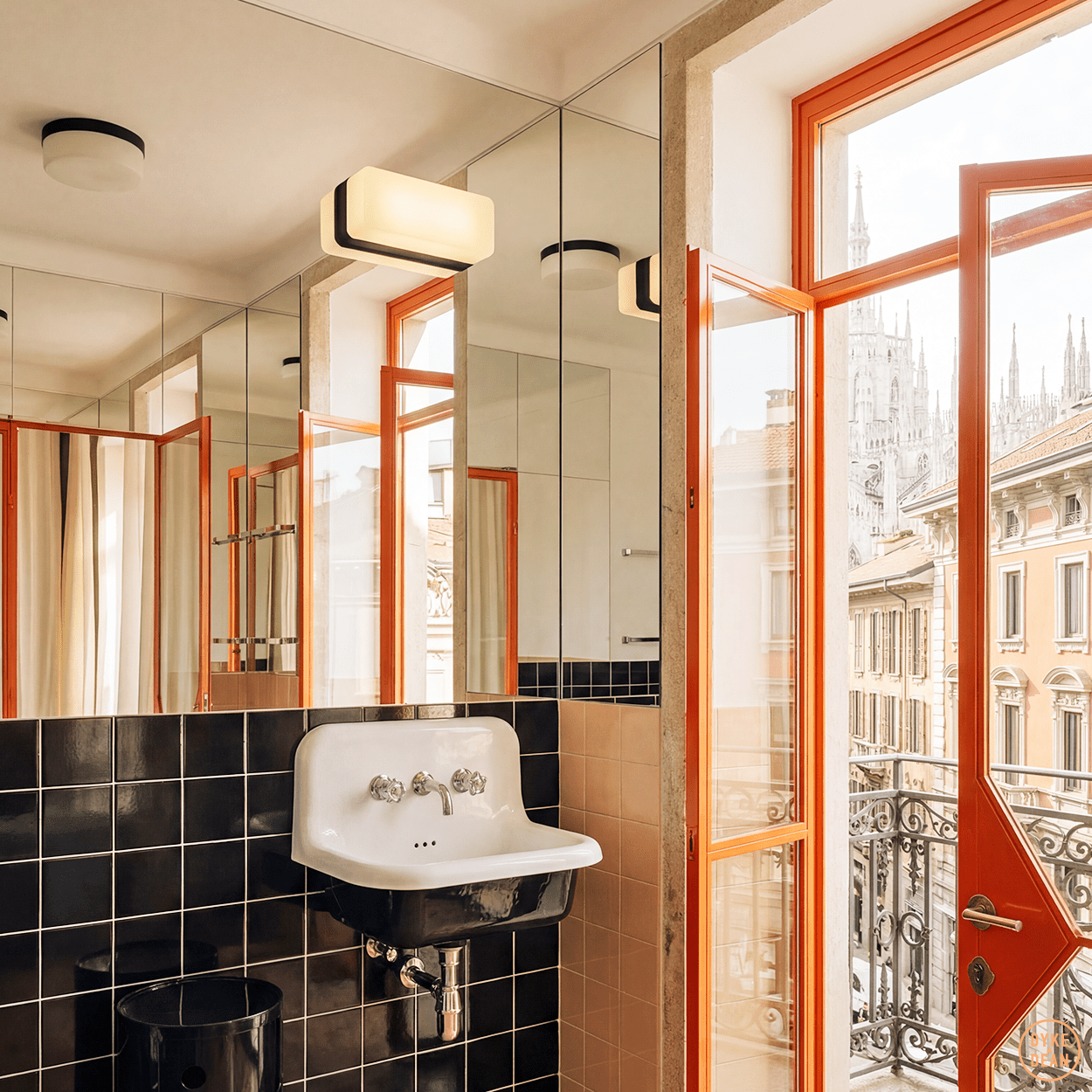 OPAL BATHROOM BLOCK MIRROR LIGHT BLACK LONG - DYKE & DEAN