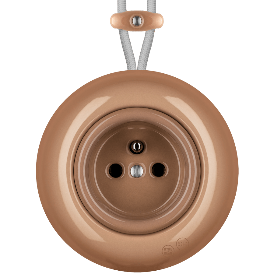 PORCELAIN KATY PATY COLONA ROUND SURFACE MOUNTED EURO SOCKET DERMA - DYKE & DEAN