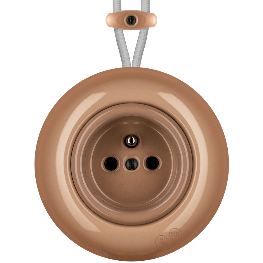 PORCELAIN KATY PATY COLONA ROUND SURFACE MOUNTED EURO SOCKET DERMA - DYKE & DEAN