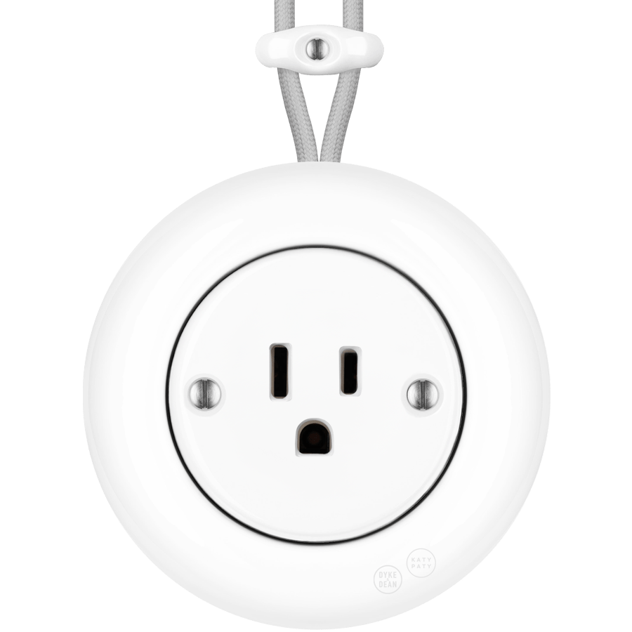 PORCELAIN KATY PATY COLONA ROUND SURFACE MOUNTED USA 15AMP SOCKET WHITE - DYKE & DEAN