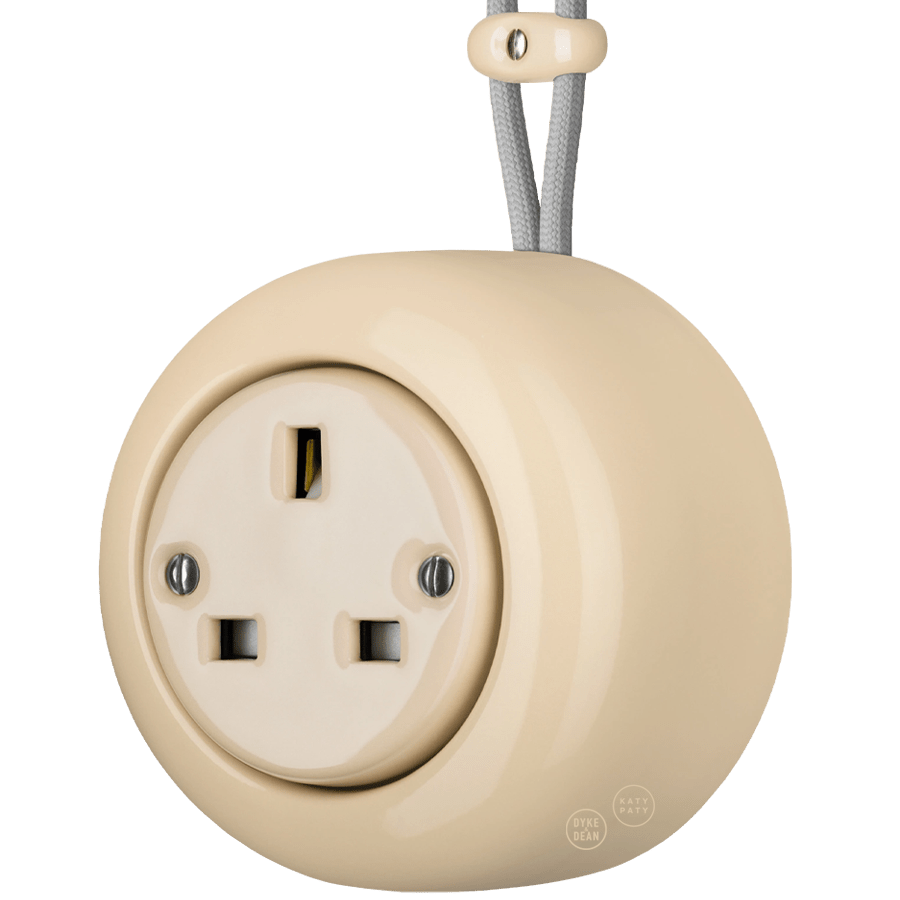 PORCELAIN ROUND SURFACE MOUNTED UK SOCKET SAND - DYKE & DEAN