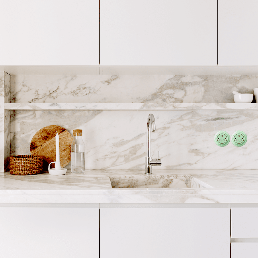 PORCELAIN WALL SOCKET CARROT DOUBLE PC/USB - DYKE & DEAN