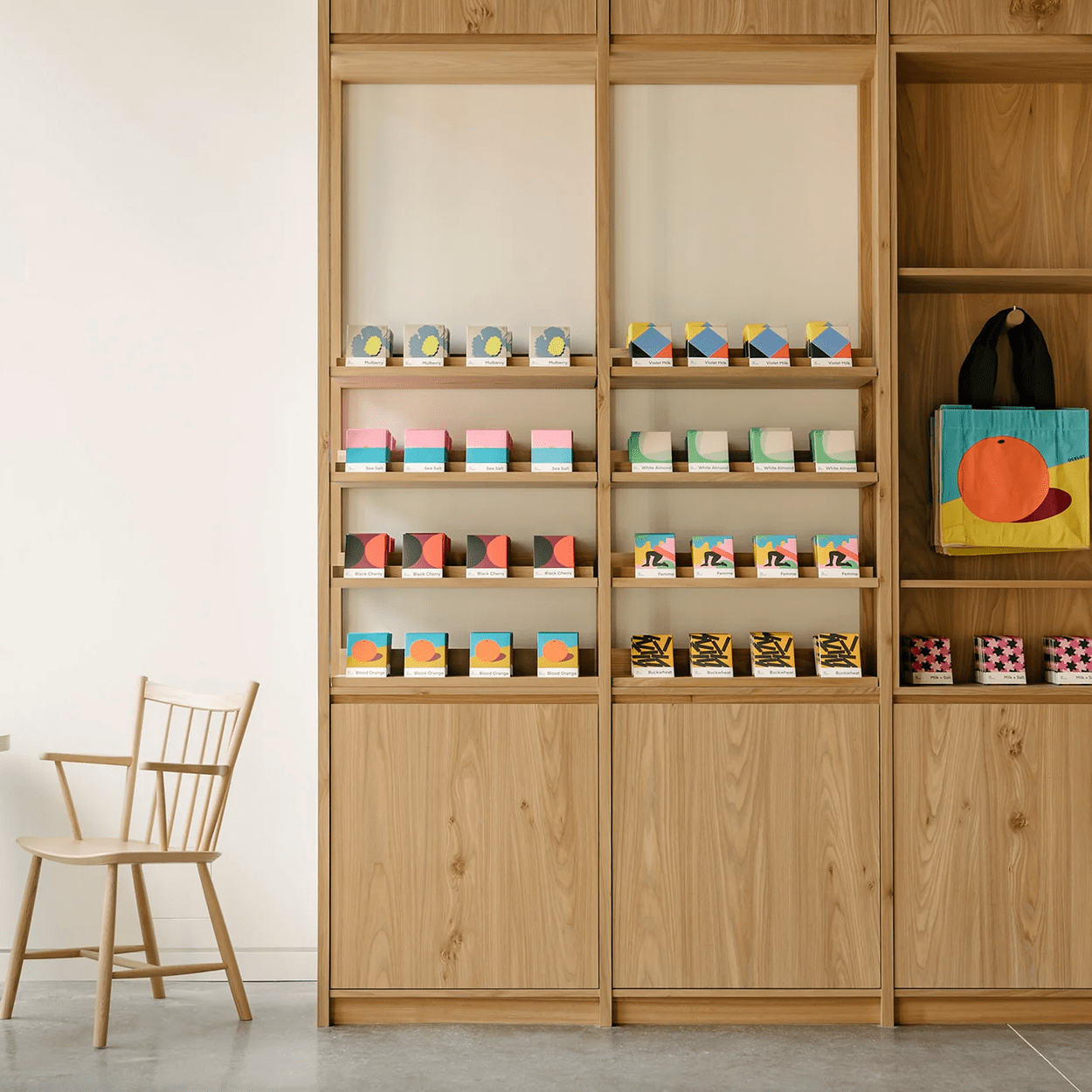 SEA SALT ORGANIC 70% DARK CHOCOLATE BAR - DYKE & DEAN