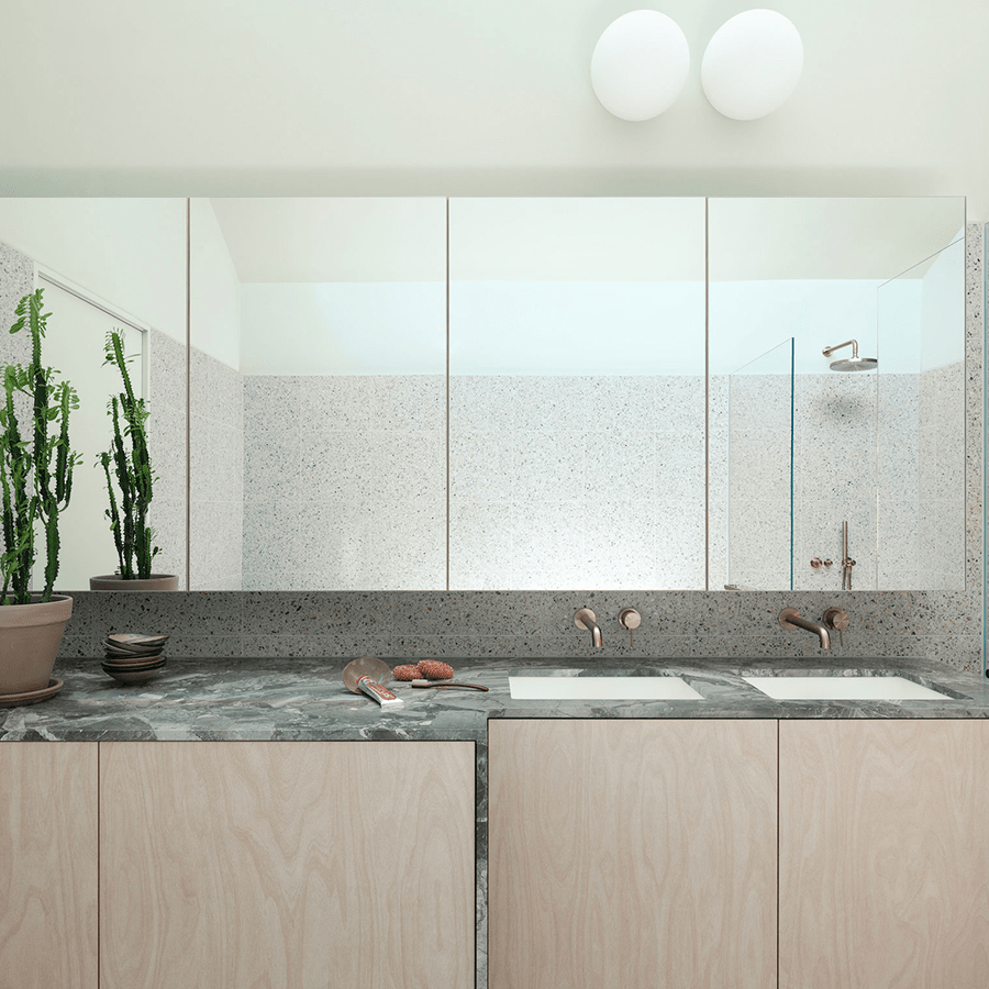 SPHERE LAMP WHITE BASE 300mm - DYKE & DEAN