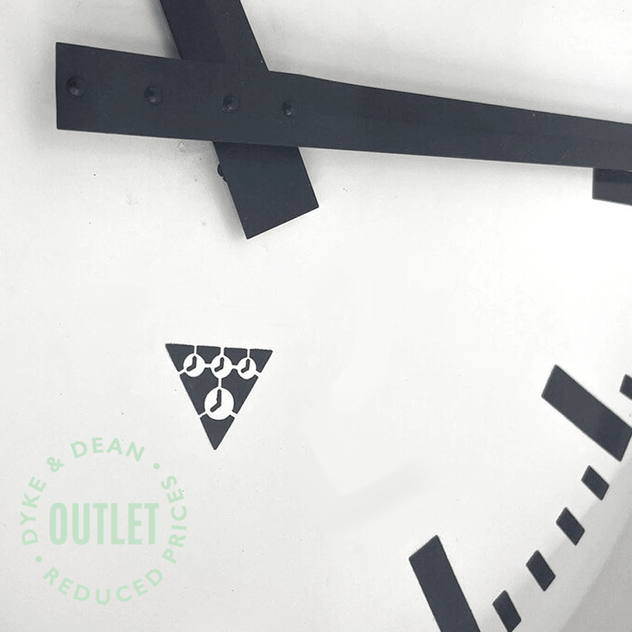 VINTAGE PRAGOTRON METAL CLOCK OUTLET - DYKE & DEAN