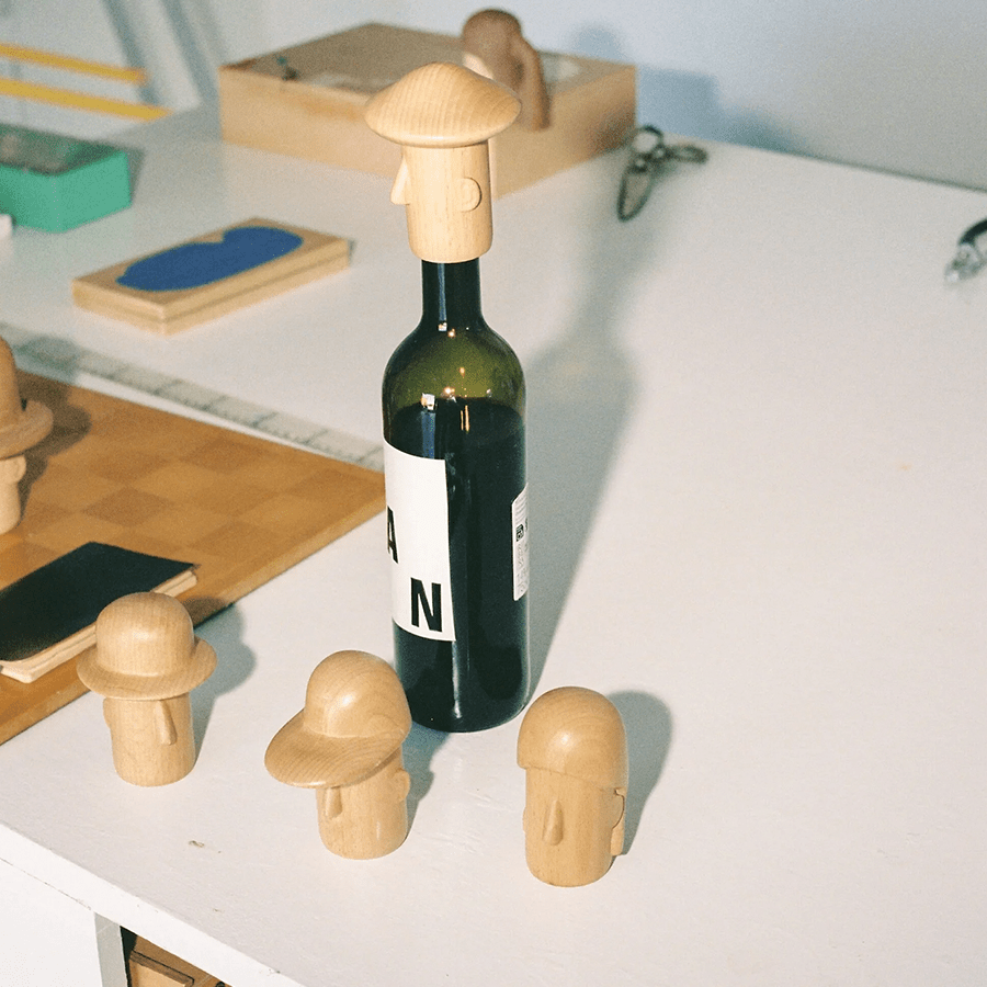 WINE STOPPER BUDDY MADDY - DYKE & DEAN