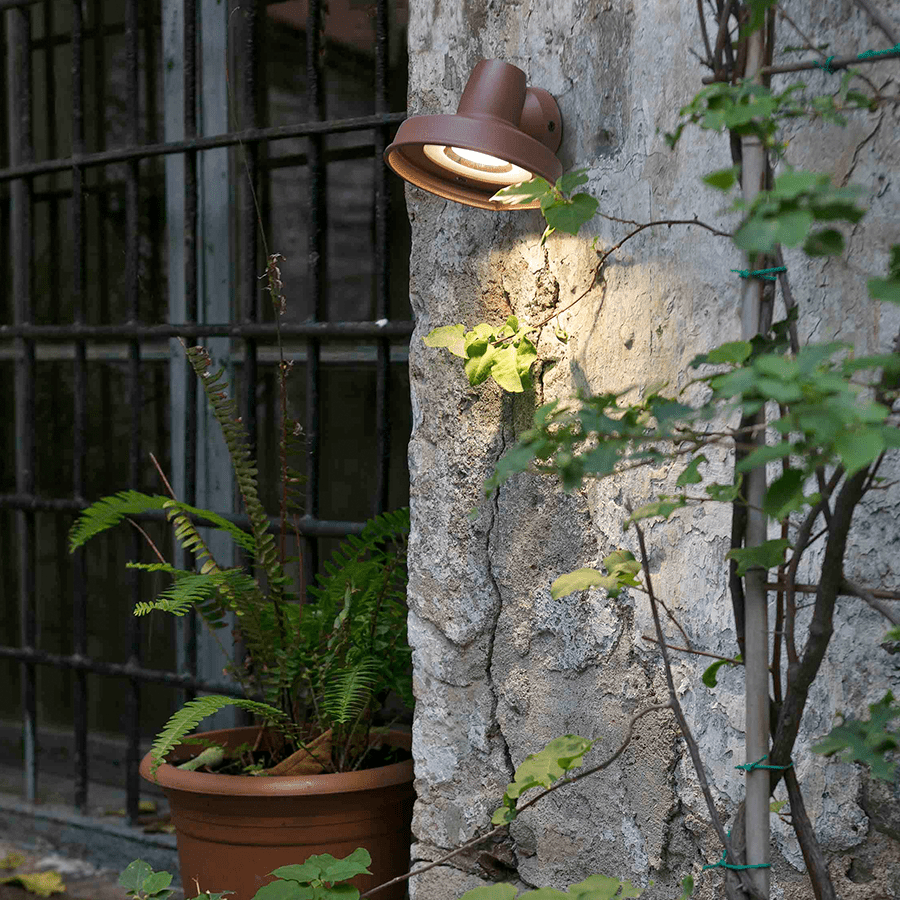 ANGLED OUTDOOR WALL SHADE BROWN - DYKE & DEAN