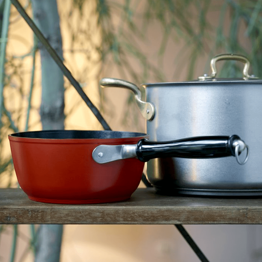 BAKELITE HANDLE NON-STICK SAUCEPAN GREEN - DYKE & DEAN